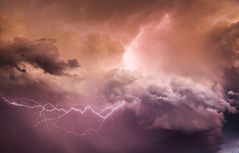 This photographer chases the Midwest’s most dramatic storms. Here are some of his best shots.